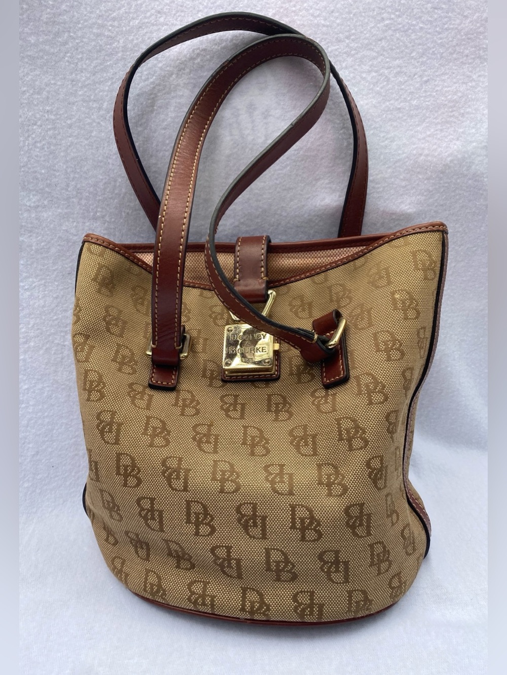 Dooney & Bourke Vintage North South Bucket Tote Bag Pint Cotton and Leather